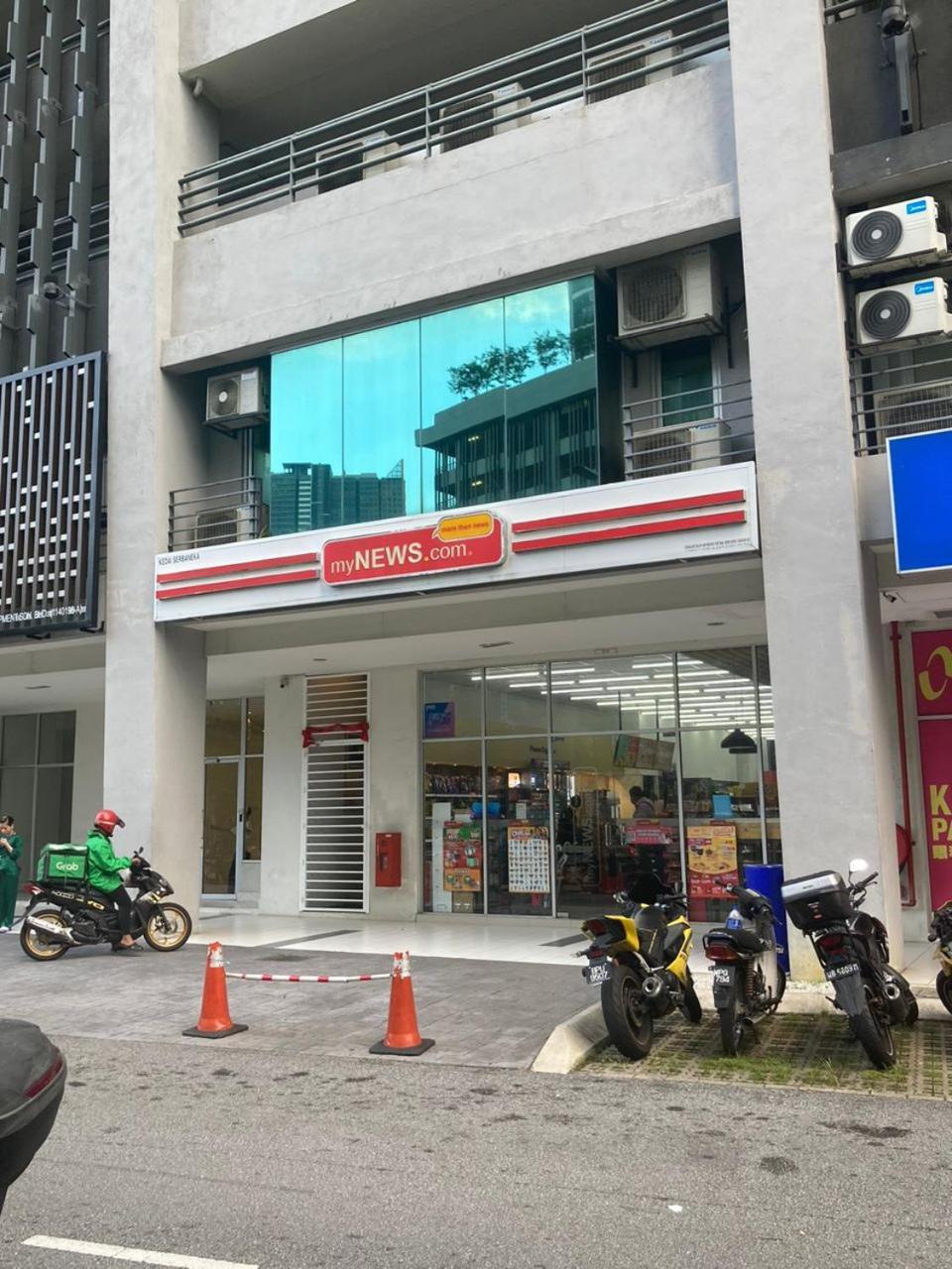 Majestic Maxim 3br Luxury Family House Mrt Apartment *
