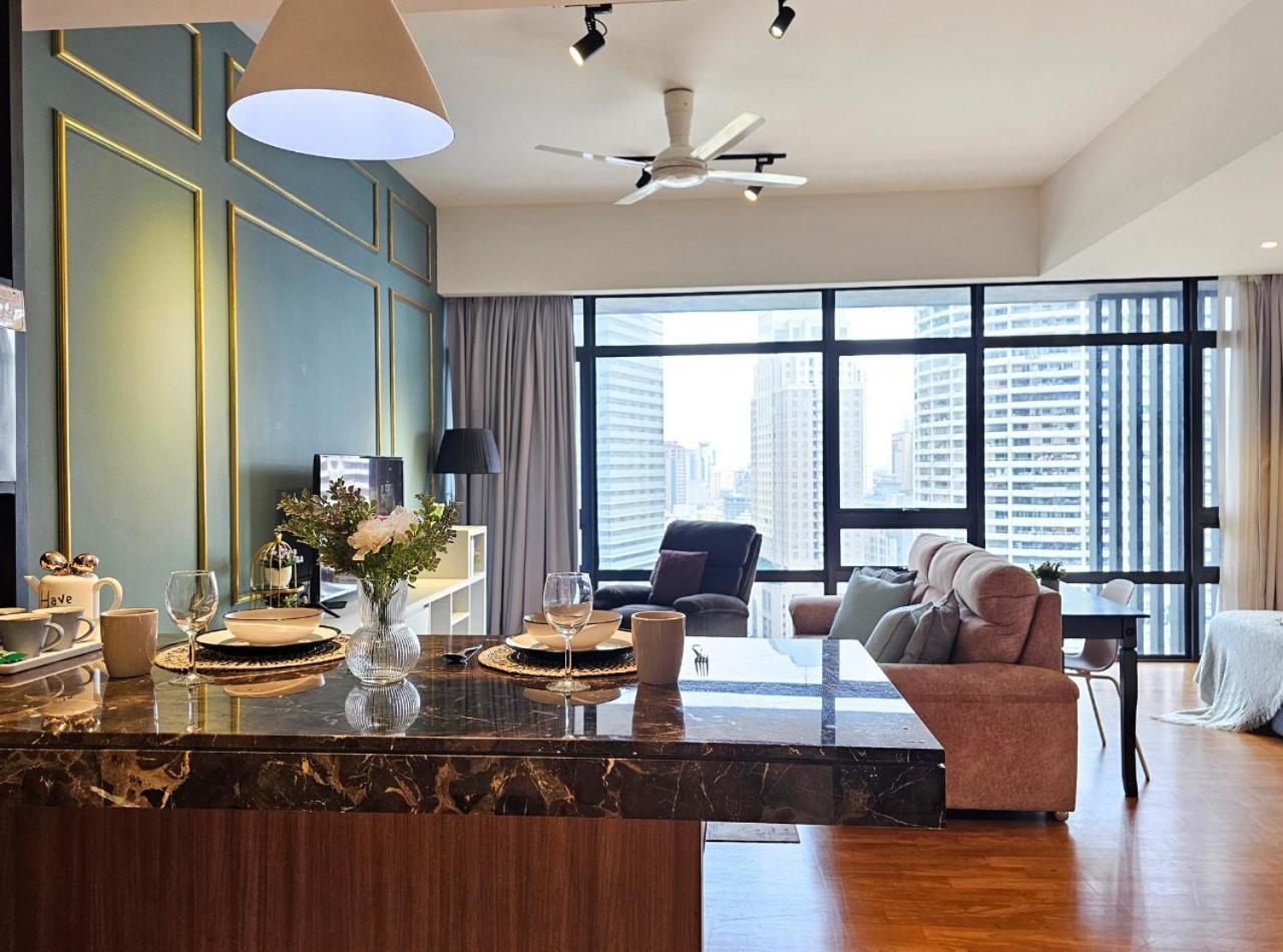 Anggun Residences Klcc: Near Monorail And Bukit Bintang Apartment *