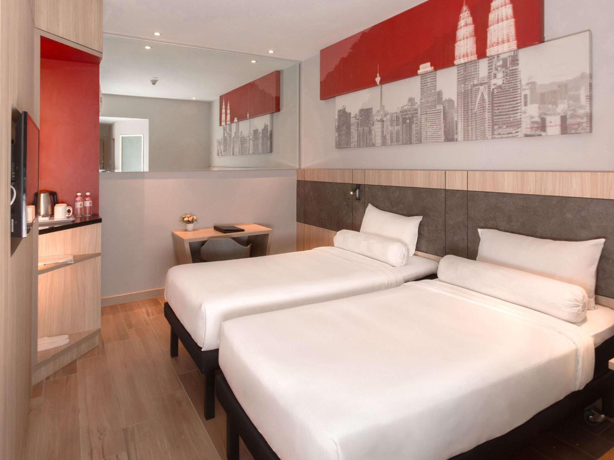 Ibis Centre 4*