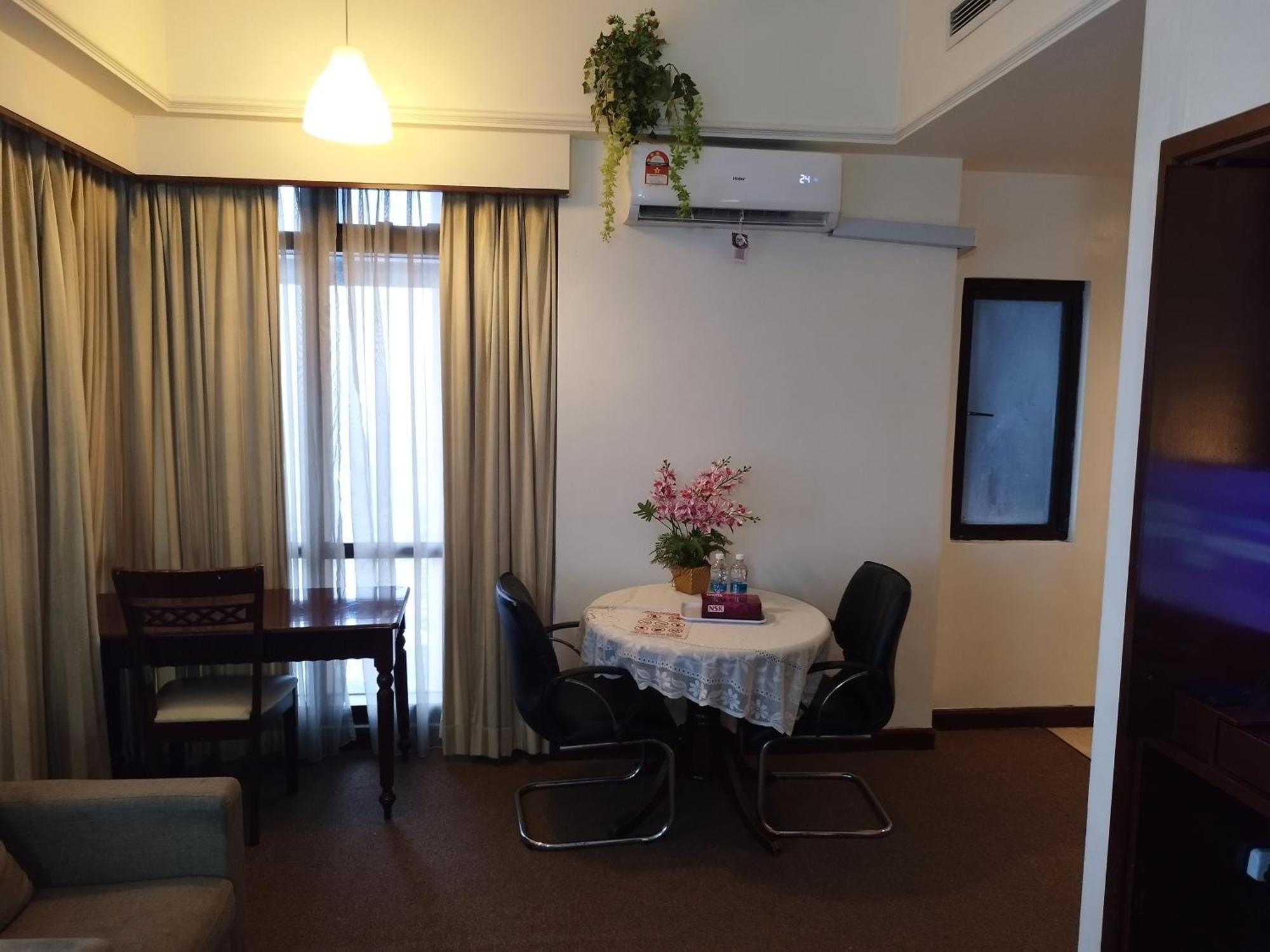 Apartment Times Square Super Kl