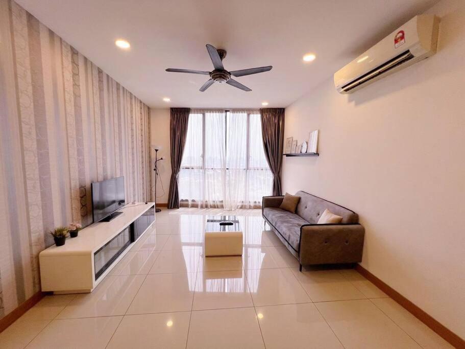 Promo 2 Design Kl Gateway 27 Kuala Lumpur