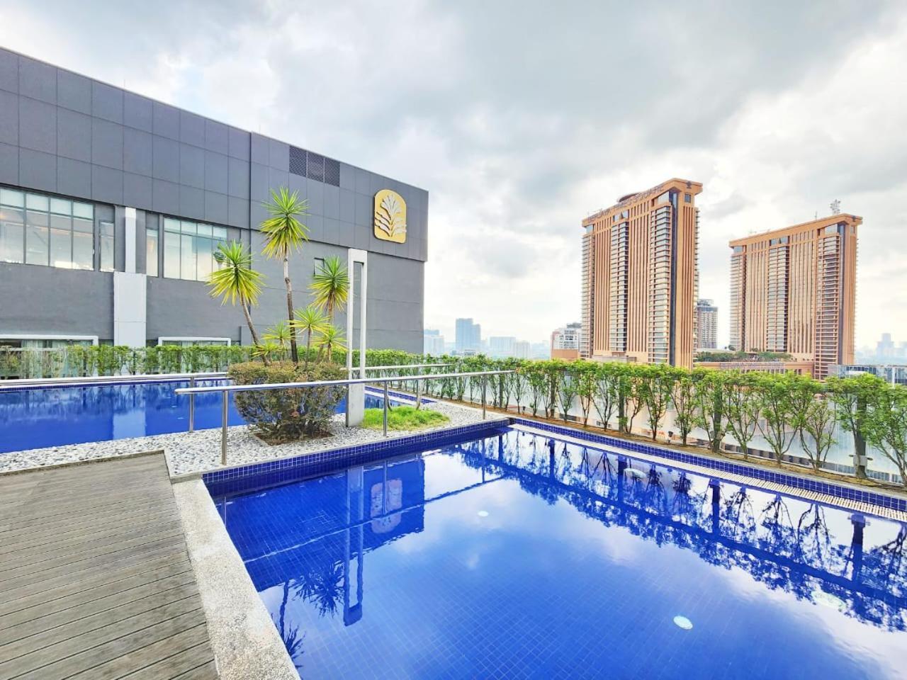 Apartment Bukit Bintang Camping Style 3min To Trx Pavilion 7pax Kuala Lumpur