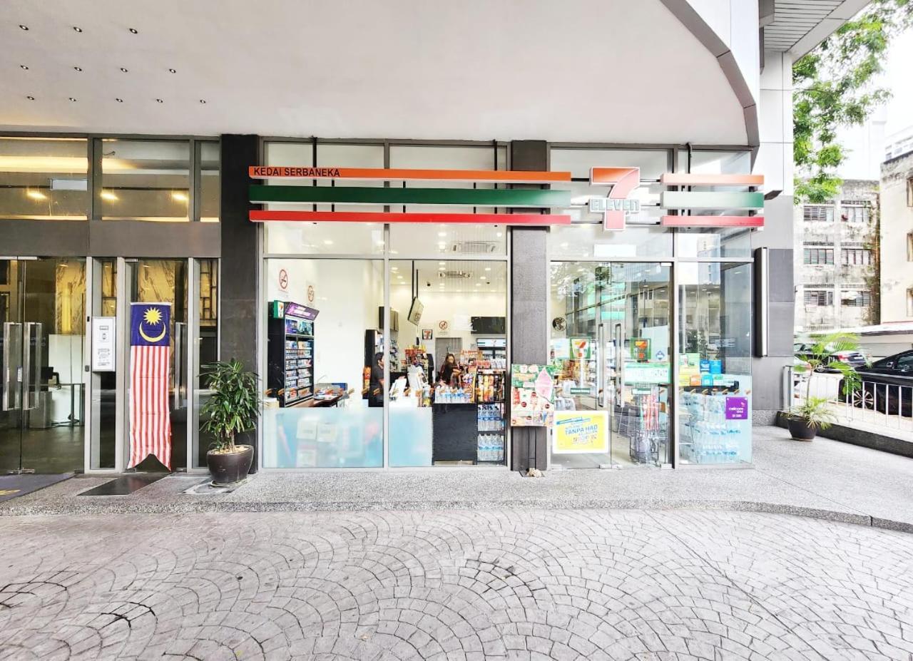 Apartment Bukit Bintang Camping Style 3min To Trx Pavilion 7pax *