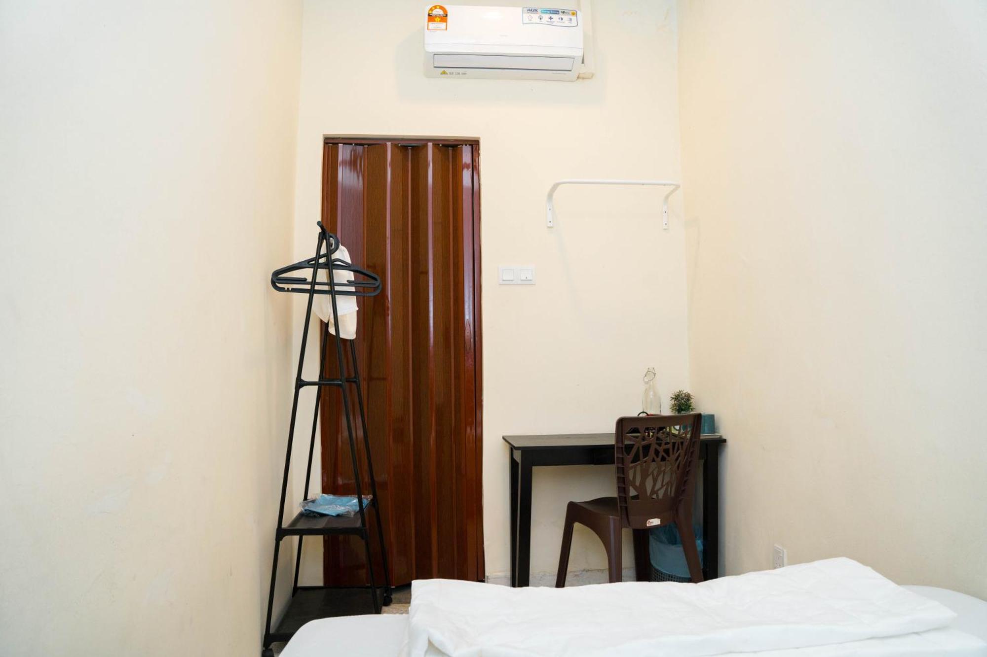 5 Minute Walk To Hukm Guest house *