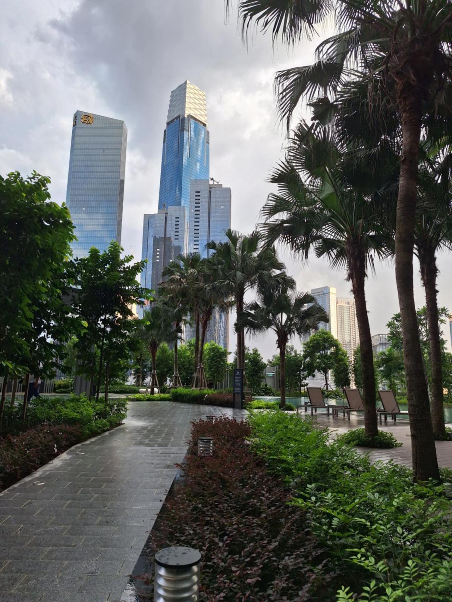 Agile Service Bukit Bintang Trx Kl * Kuala Lumpur