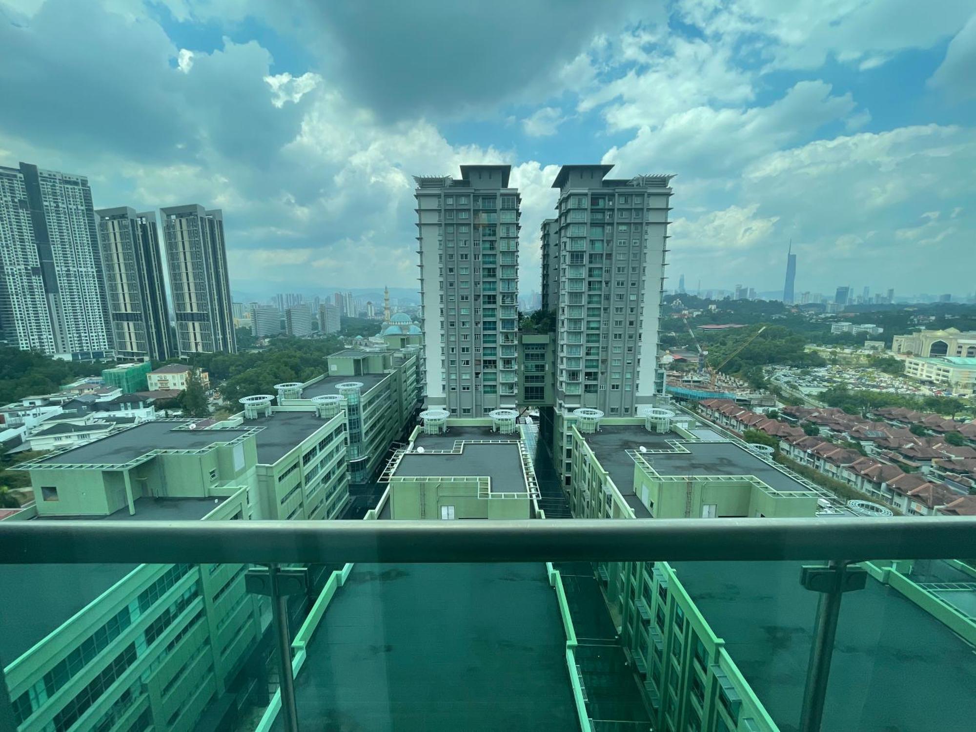 Apartemen Solaris Dutamas By Manhattan Group *