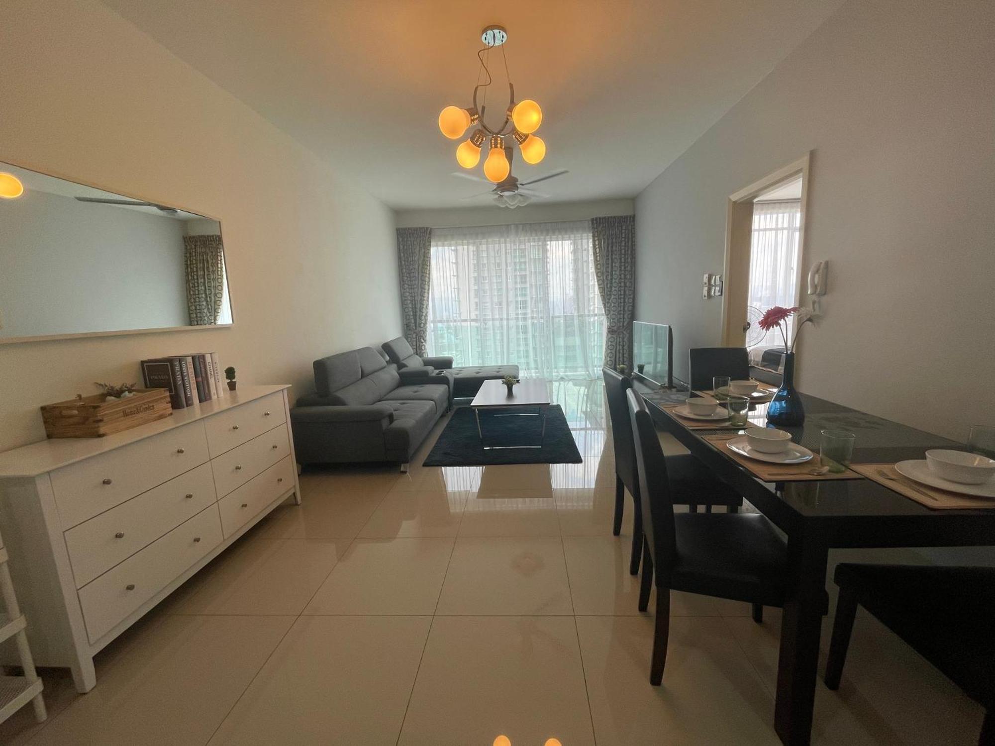 Solaris Dutamas By Manhattan Group Apartemen *