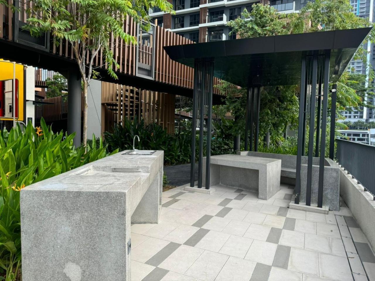 Trion 2, Klcc Trx Ikea At Chan Sow Lin, By One Appartement