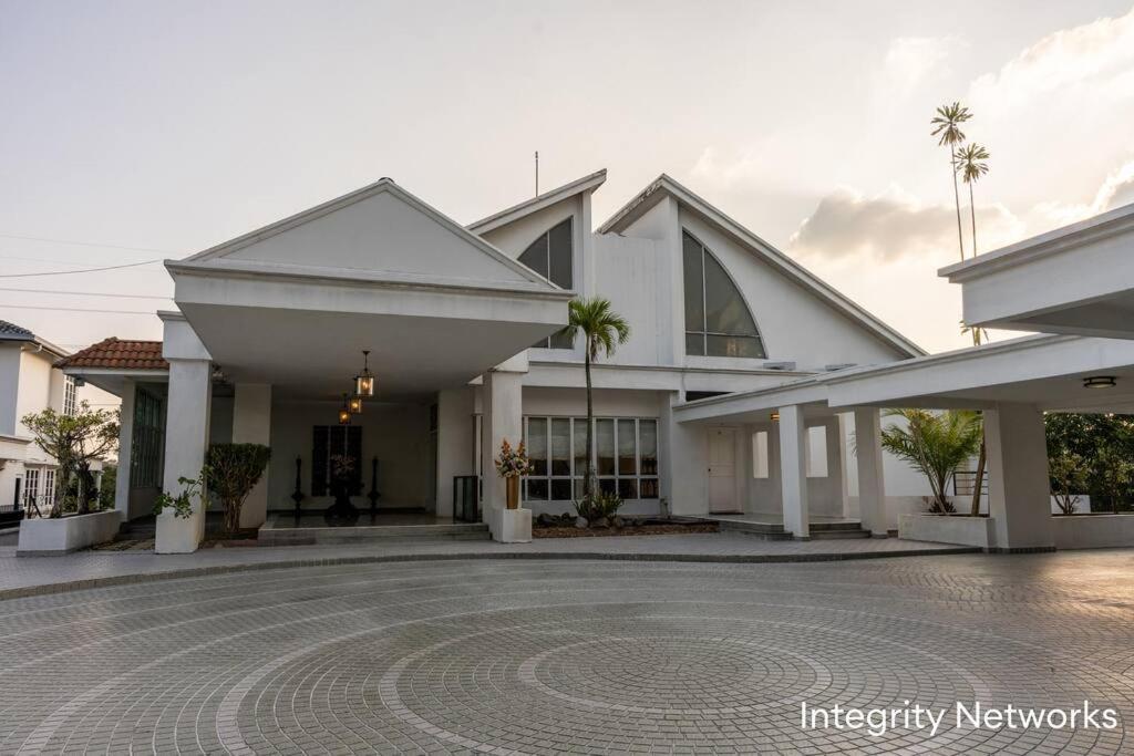Villa The Grand At Turi, *