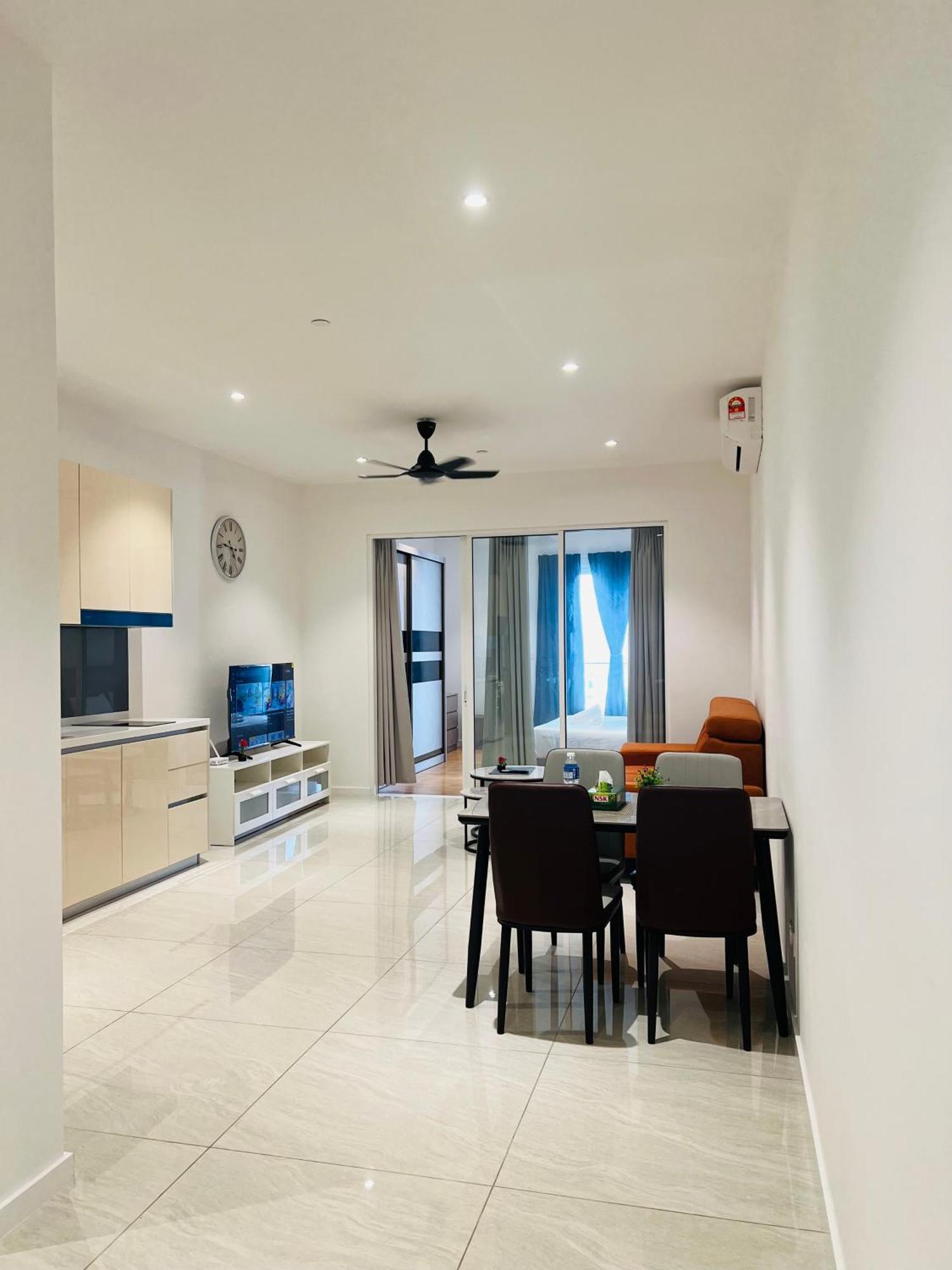 Quill Residences Klcc Apartment