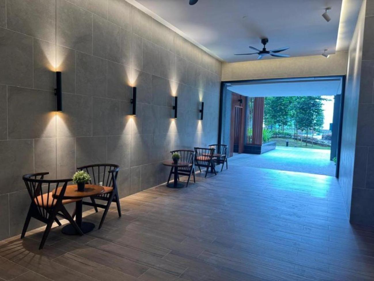 Agile Well-shaped Trx Kl Apartment