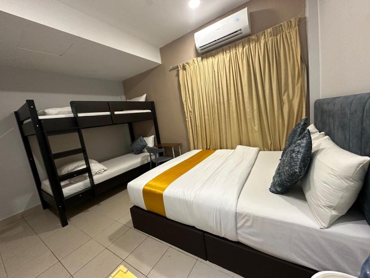 Ss Grey Hotel