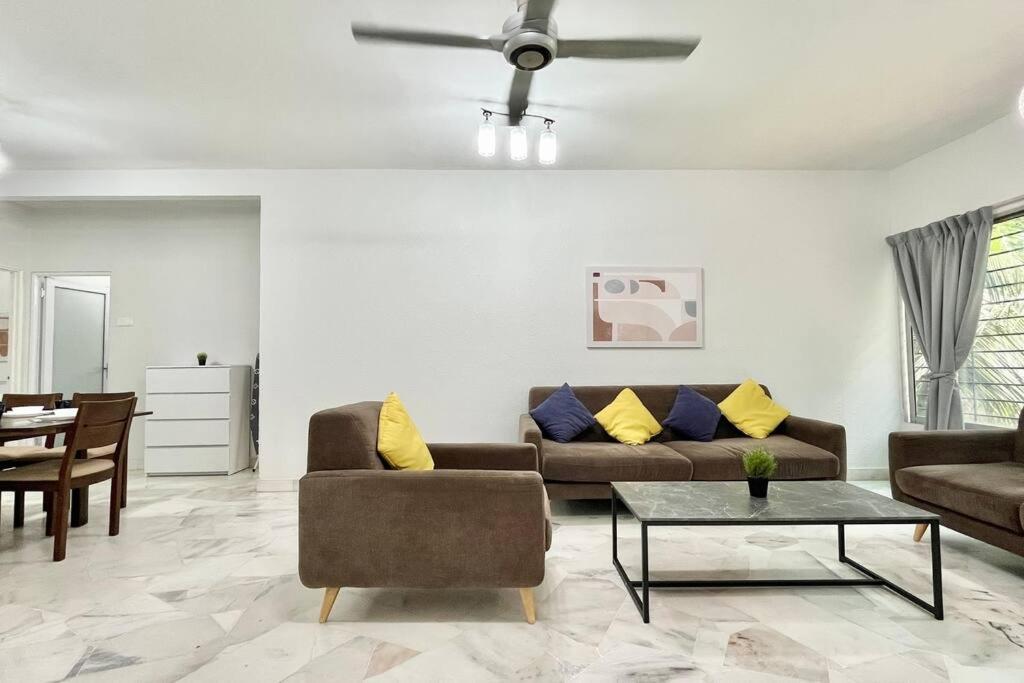 3br Family At Desa Pandan Kl Ready Wifi Netflix Kuala Lumpur