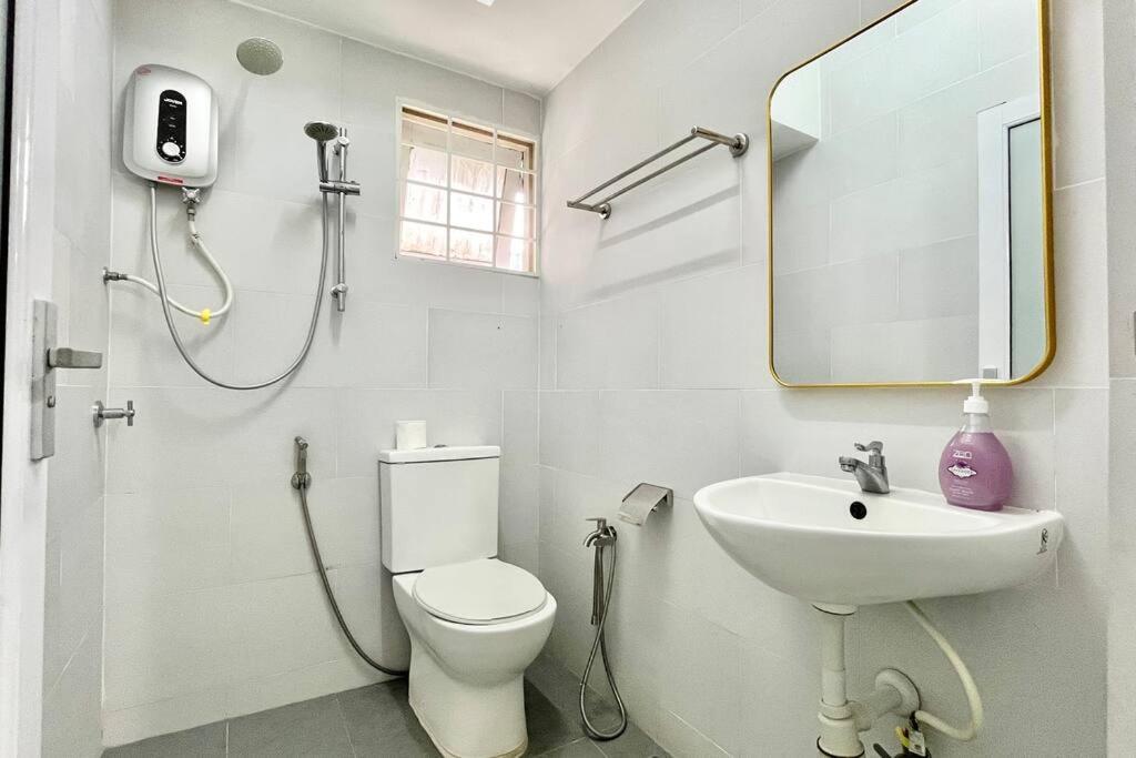 Apartment 3br Family At Desa Pandan Kl Ready Wifi Netflix