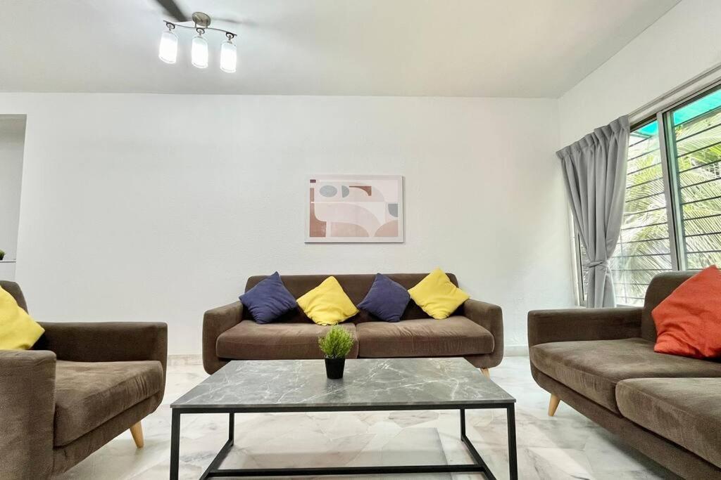 Apartment 3br Family At Desa Pandan Kl Ready Wifi Netflix Kuala Lumpur