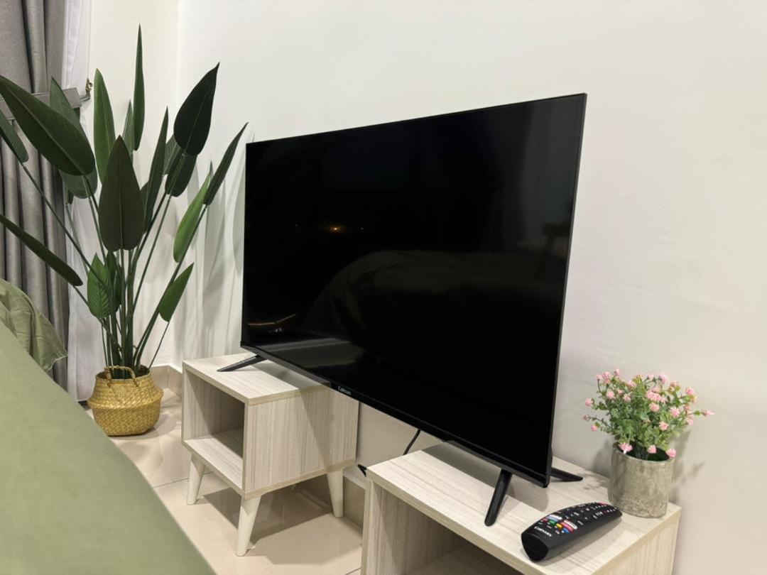 Appartement Trion 2, Klcc Trx Ikea At Chan Sow Lin, By One Kuala Lumpur