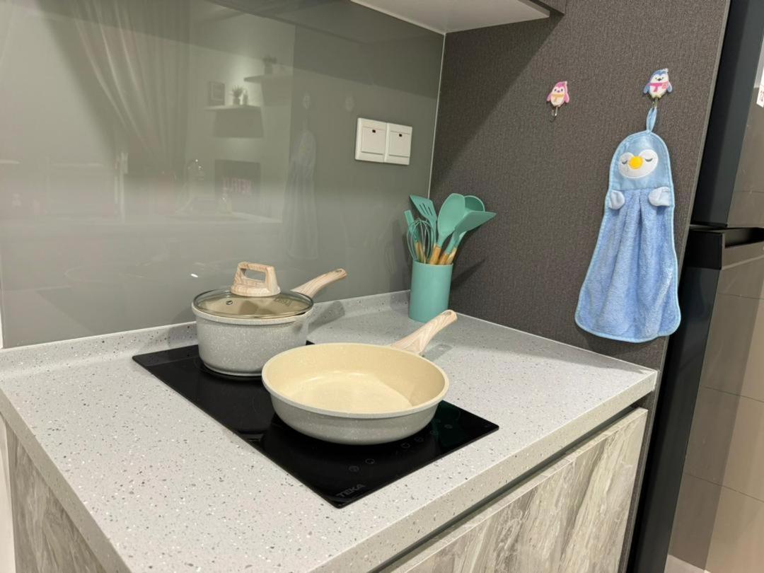 Appartement Trion 2, Klcc Trx Ikea At Chan Sow Lin, By One Kuala Lumpur