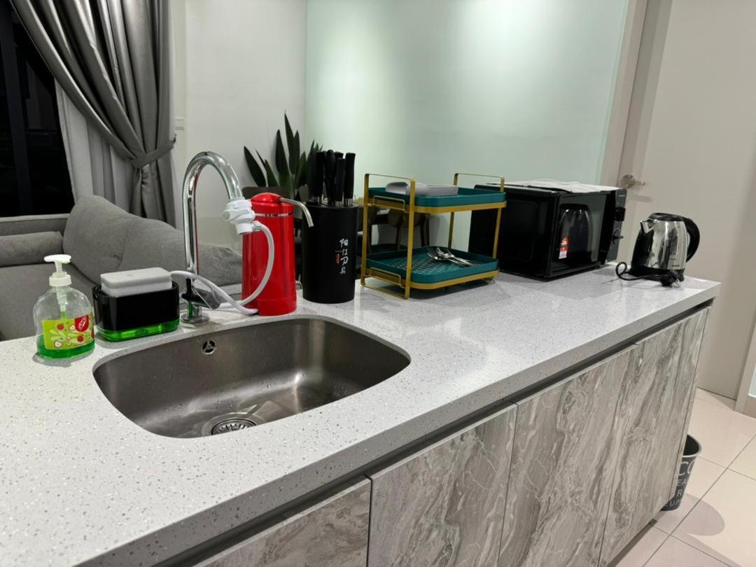 Appartement Trion 2, Klcc Trx Ikea At Chan Sow Lin, By One Kuala Lumpur