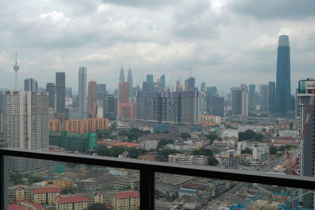 Trion Kl 10mins To Klcc-lalaport-velocity 6 Pax *