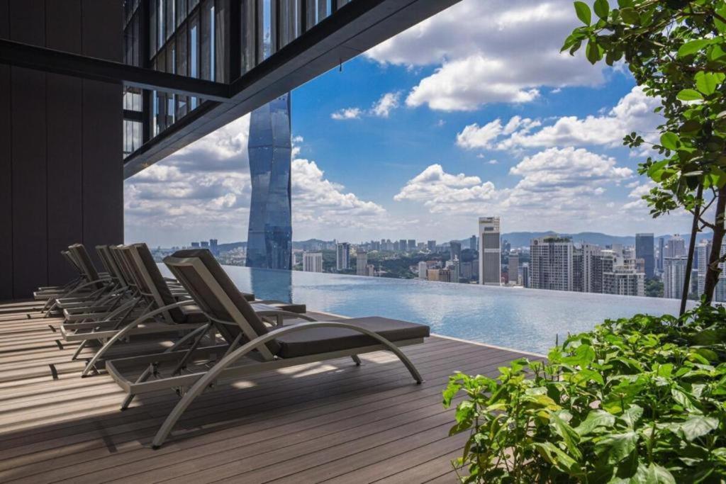 Lucentia Residences By Moonlight Stay!