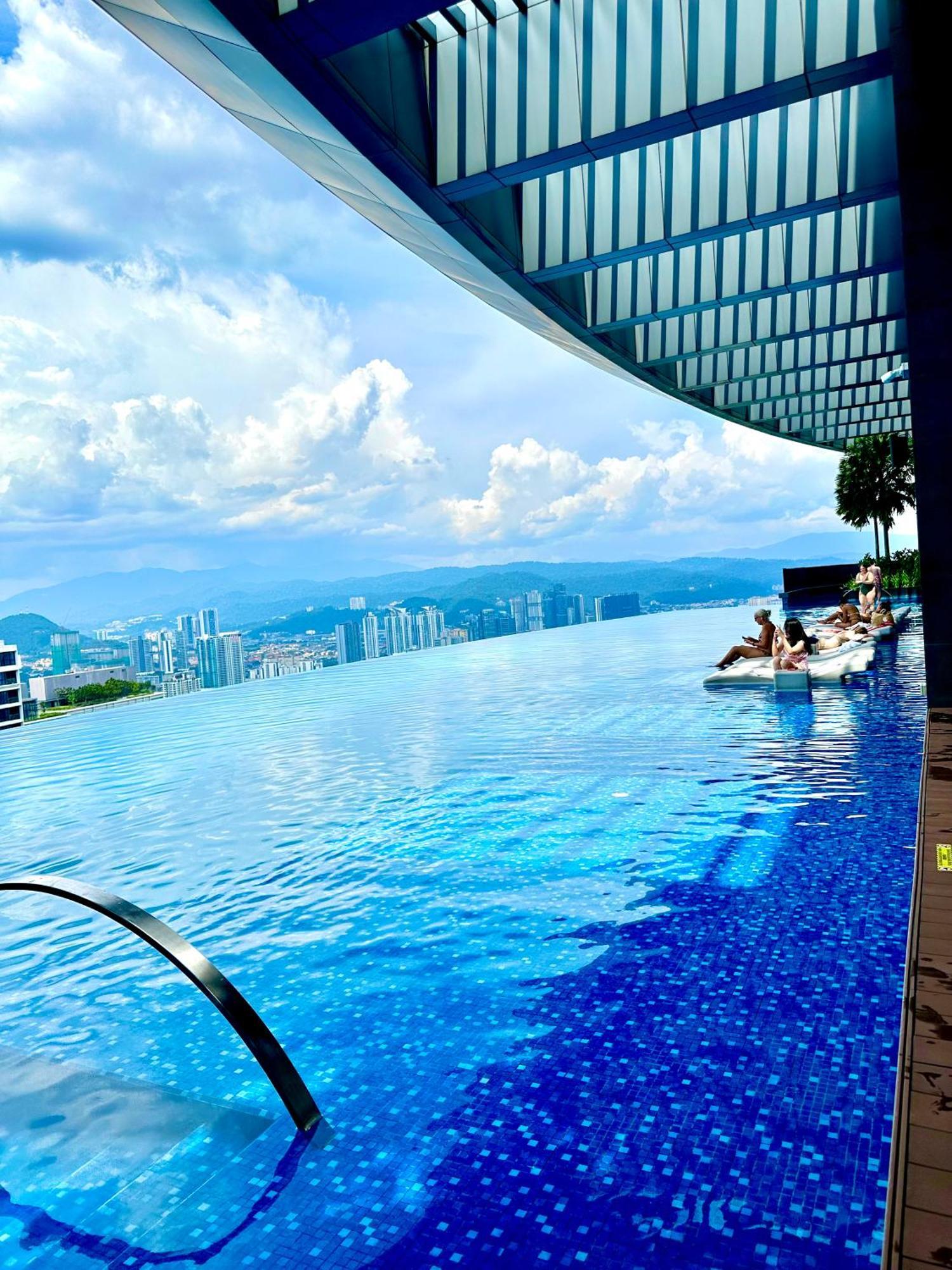 Luxury At Eaton Klcc Pangsapuri