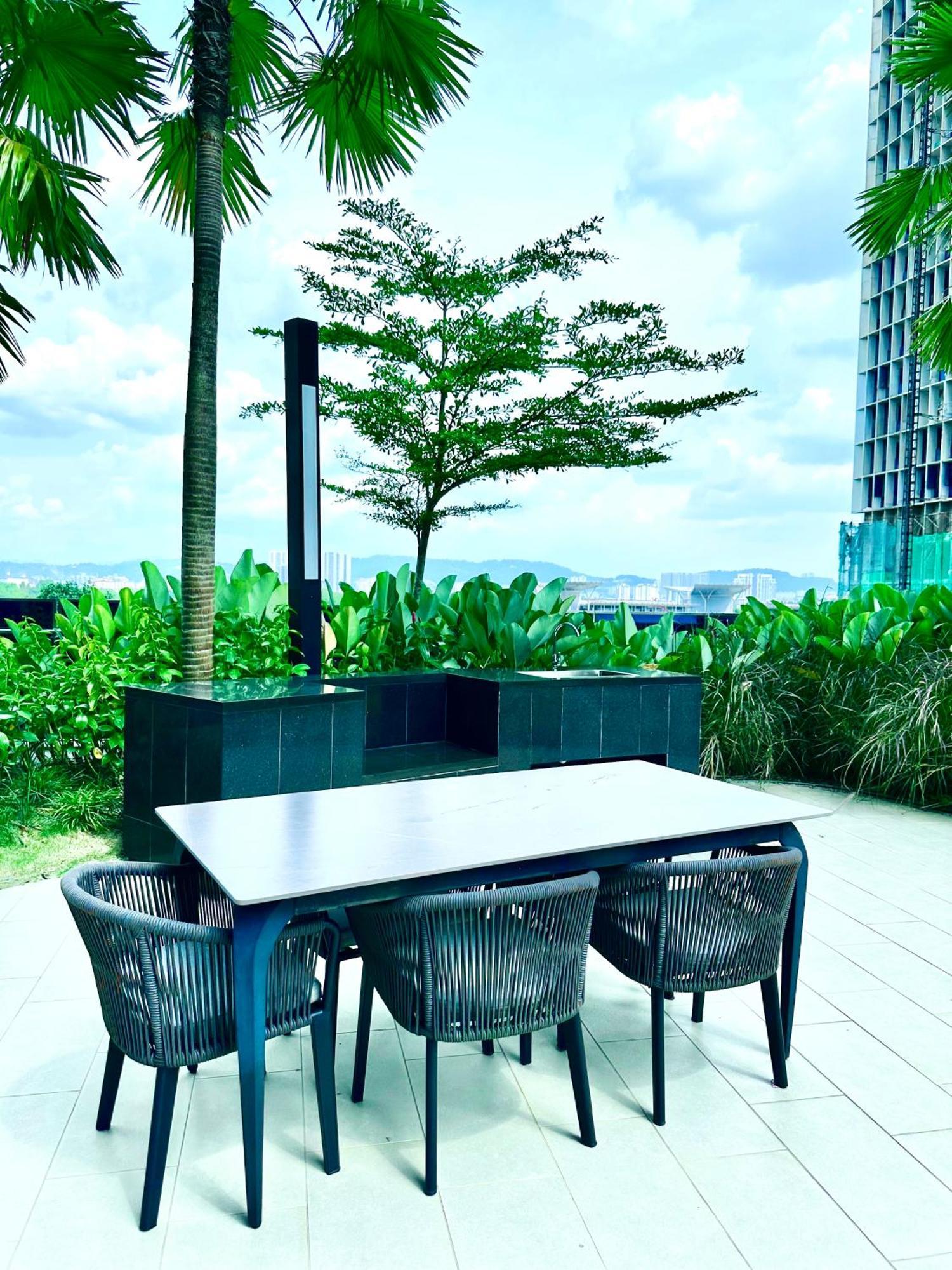 Luxury At Eaton Klcc Kuala Lumpur