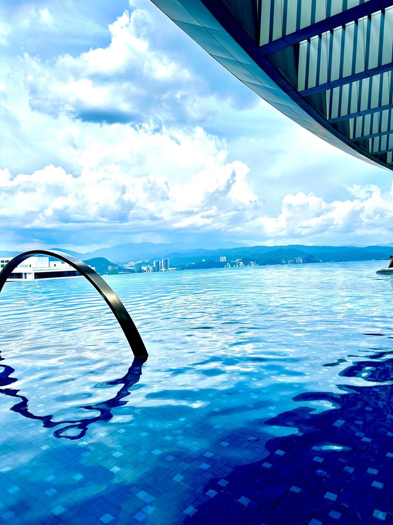 Luxury At Eaton Klcc