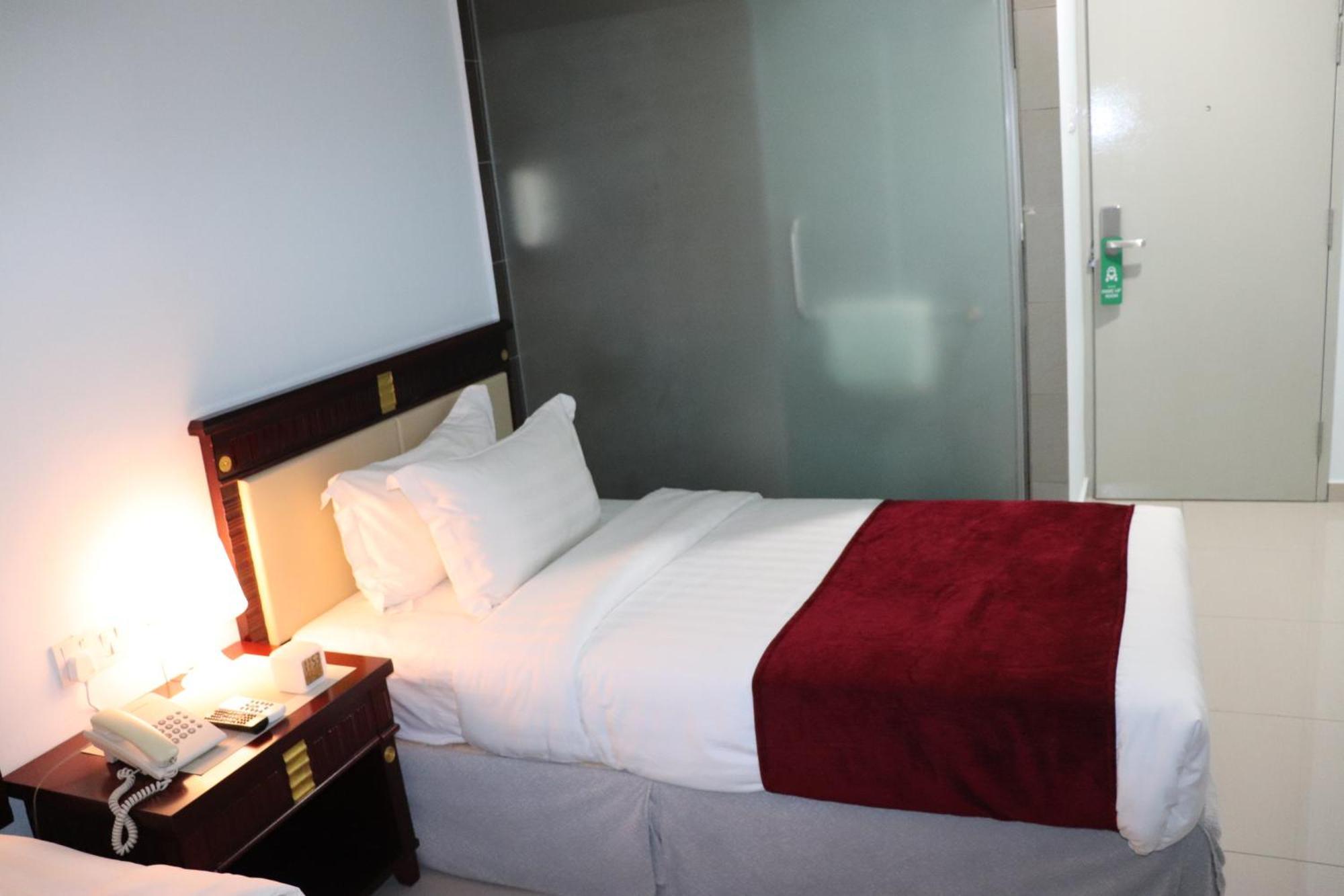 Hotel kapsul Budget Al Amin 3*