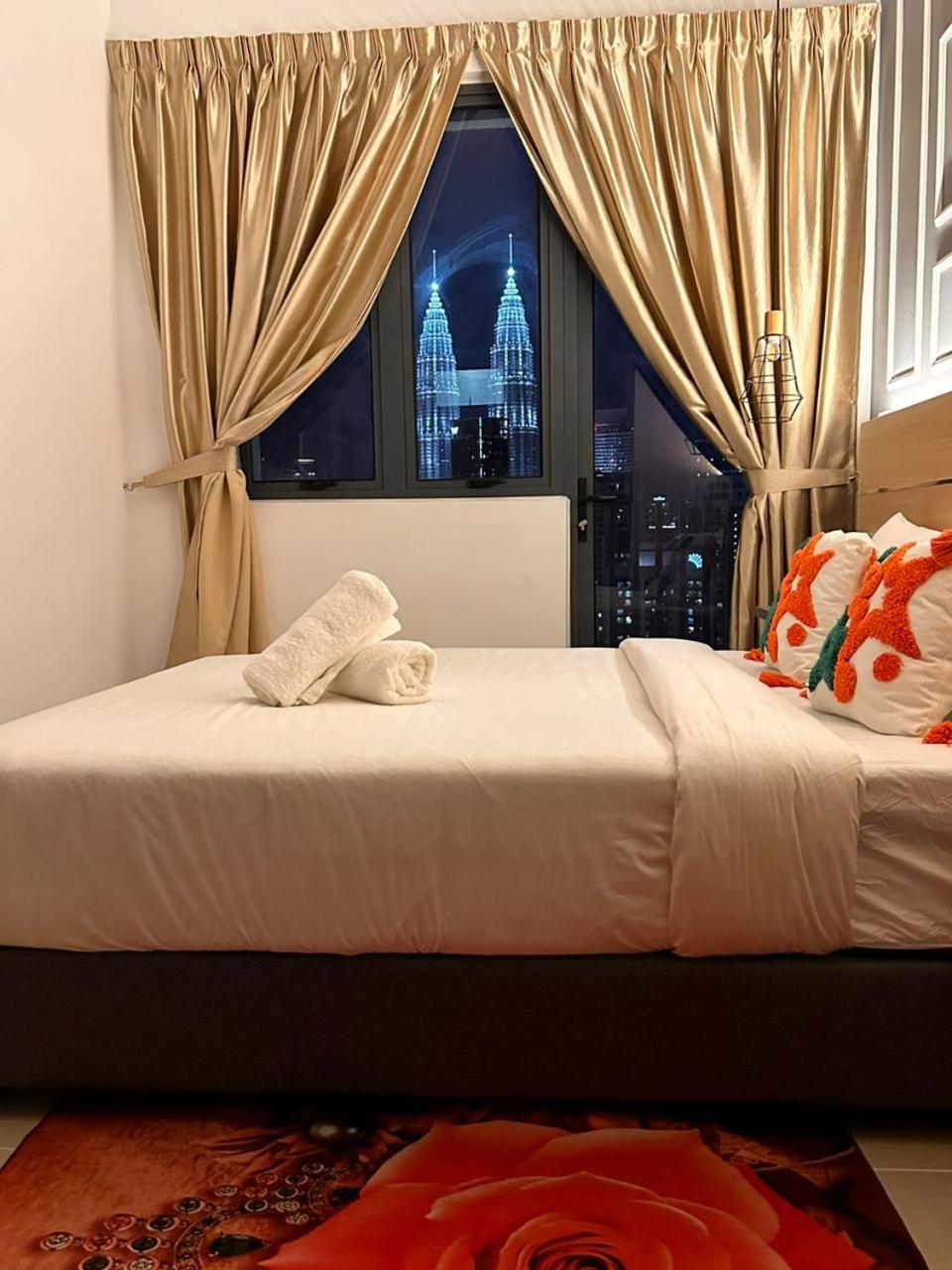 The Luxe Infinitum Kl City By Sahara Apartment *