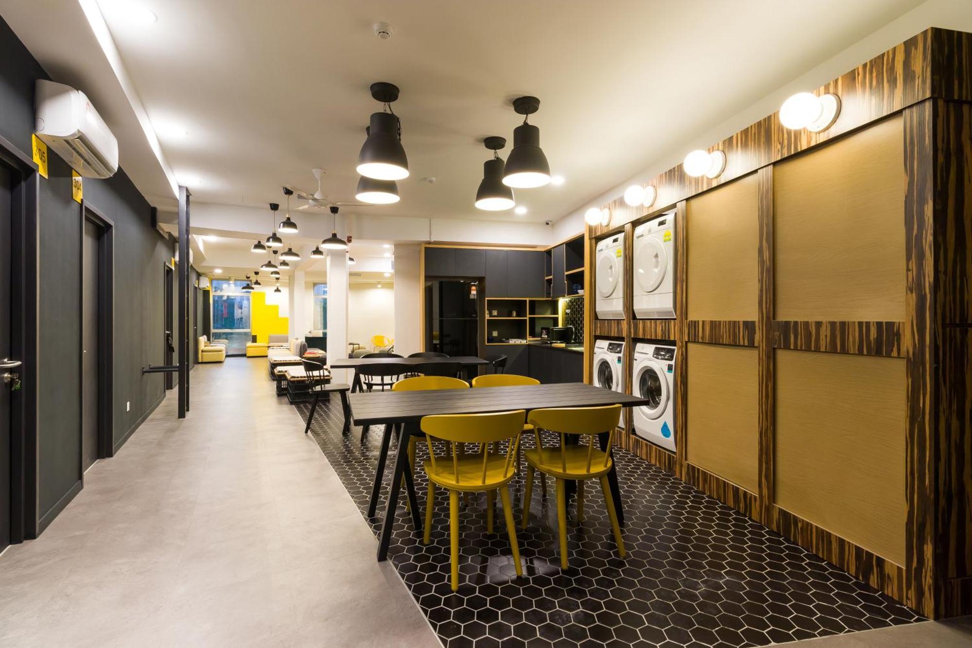 Albergue Upstairs Downstairs Coliving Kampung Pandan