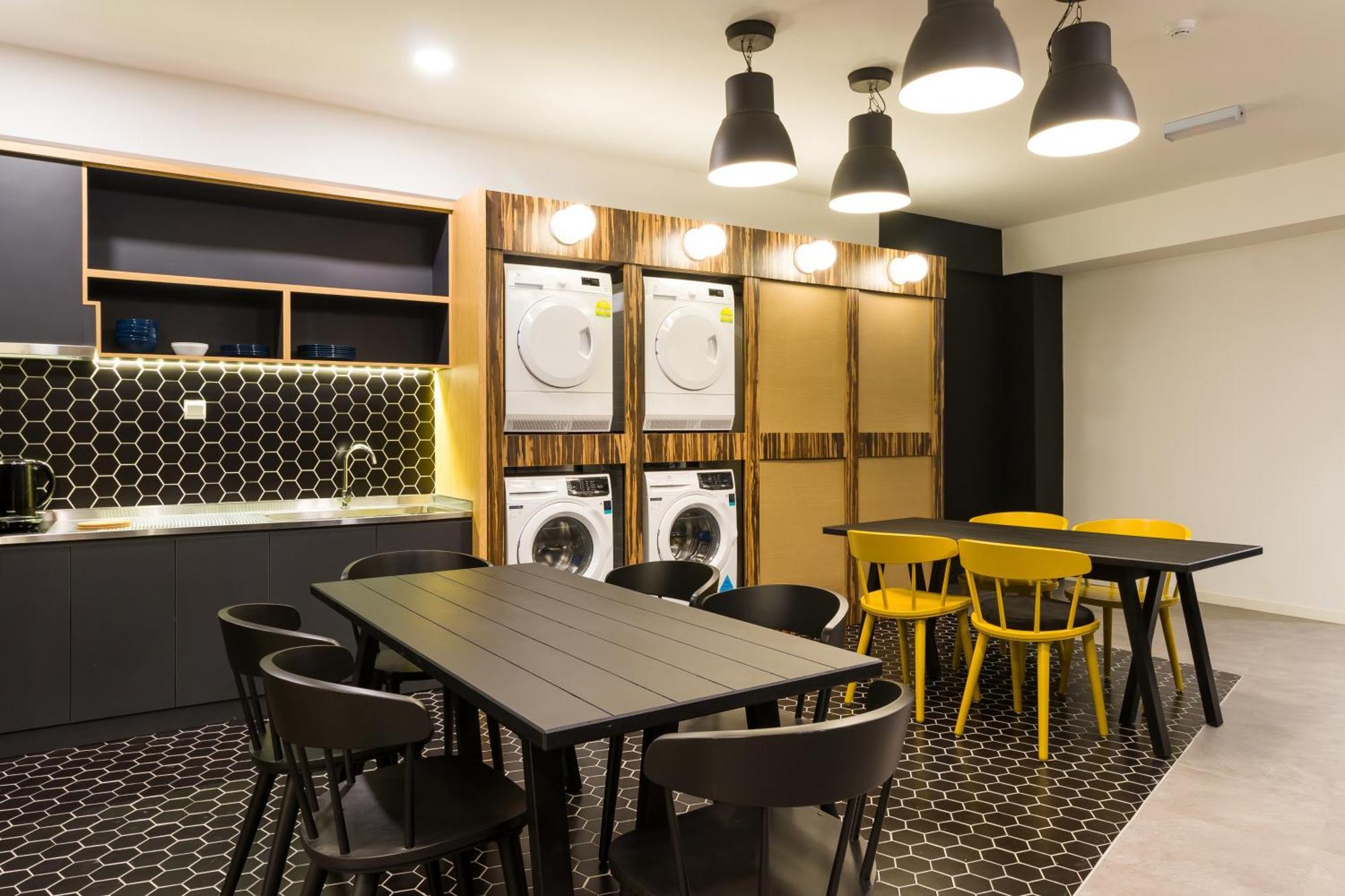 Albergue Upstairs Downstairs Coliving Kampung Pandan *