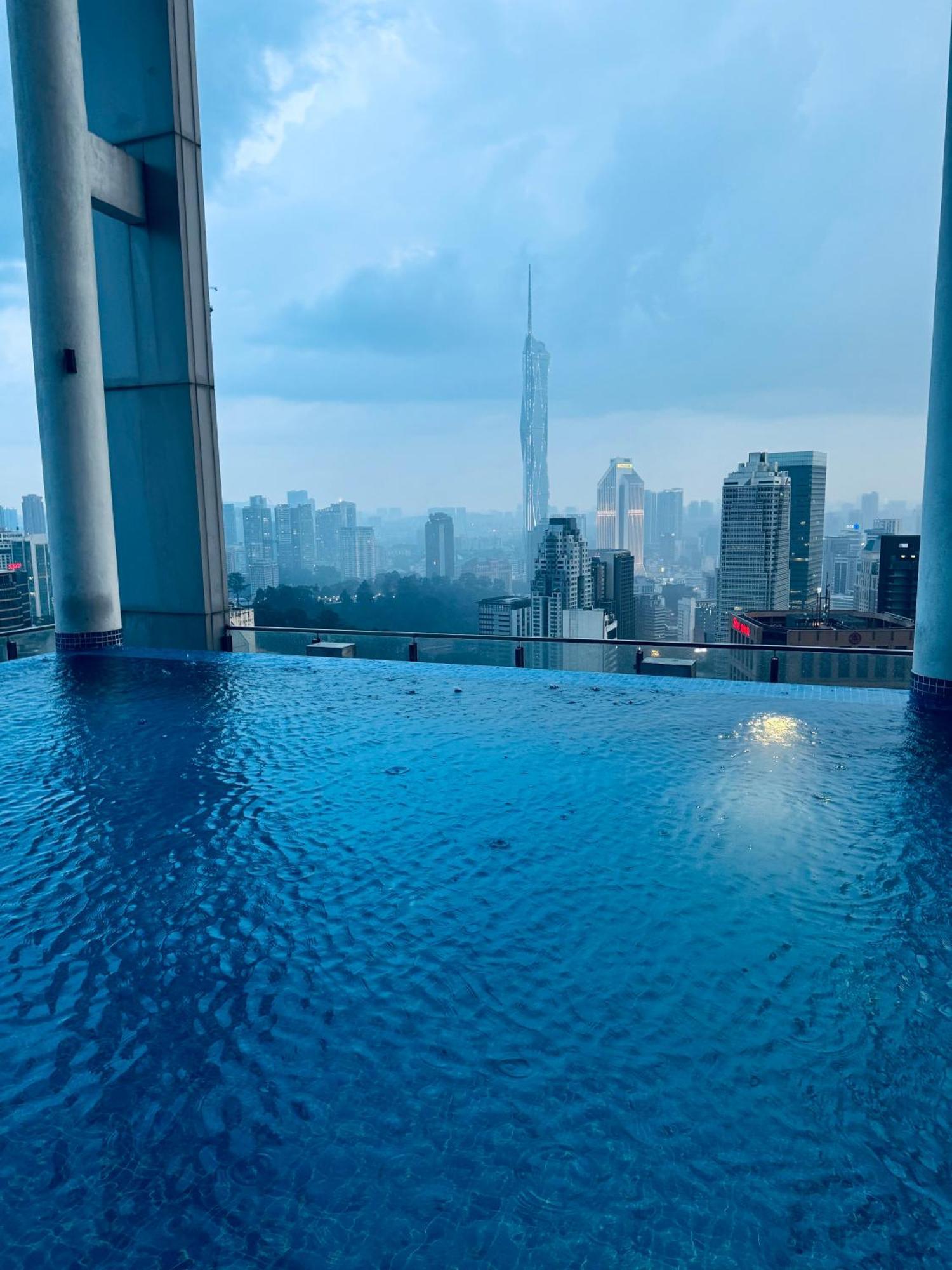 The Luxe Klcc By Comfort Dwellings Apartment Kuala Lumpur