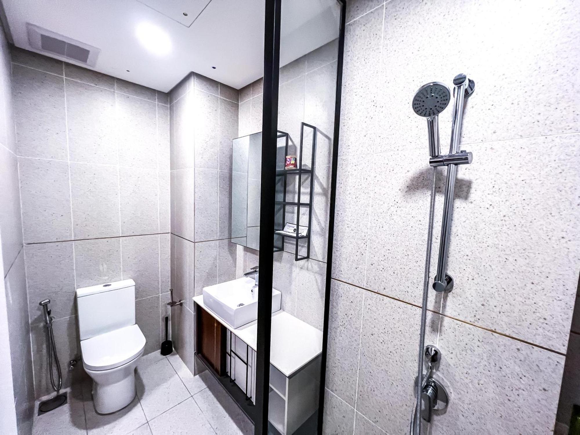 Millerz Square - Sky Pool & Gym - Free Parking, Wifi Aparthotel