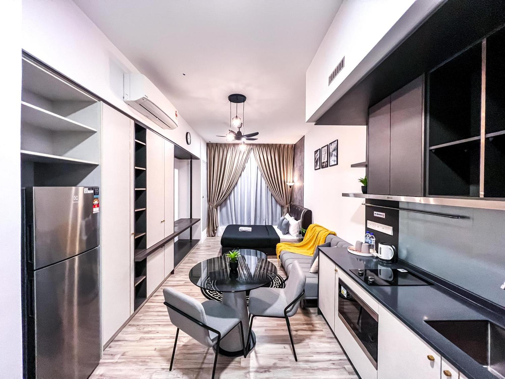 Millerz Square - Sky Pool & Gym - Free Parking, Wifi Aparthotel Kuala Lumpur