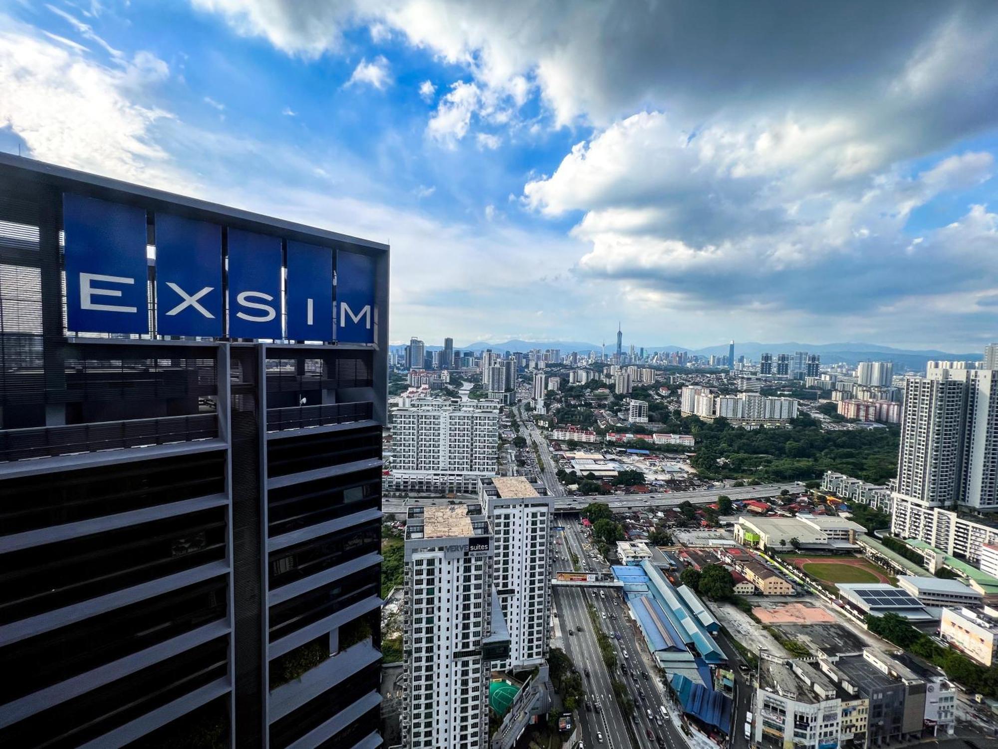 Millerz Square - Sky Pool & Gym - Free Parking, Wifi * Kuala Lumpur