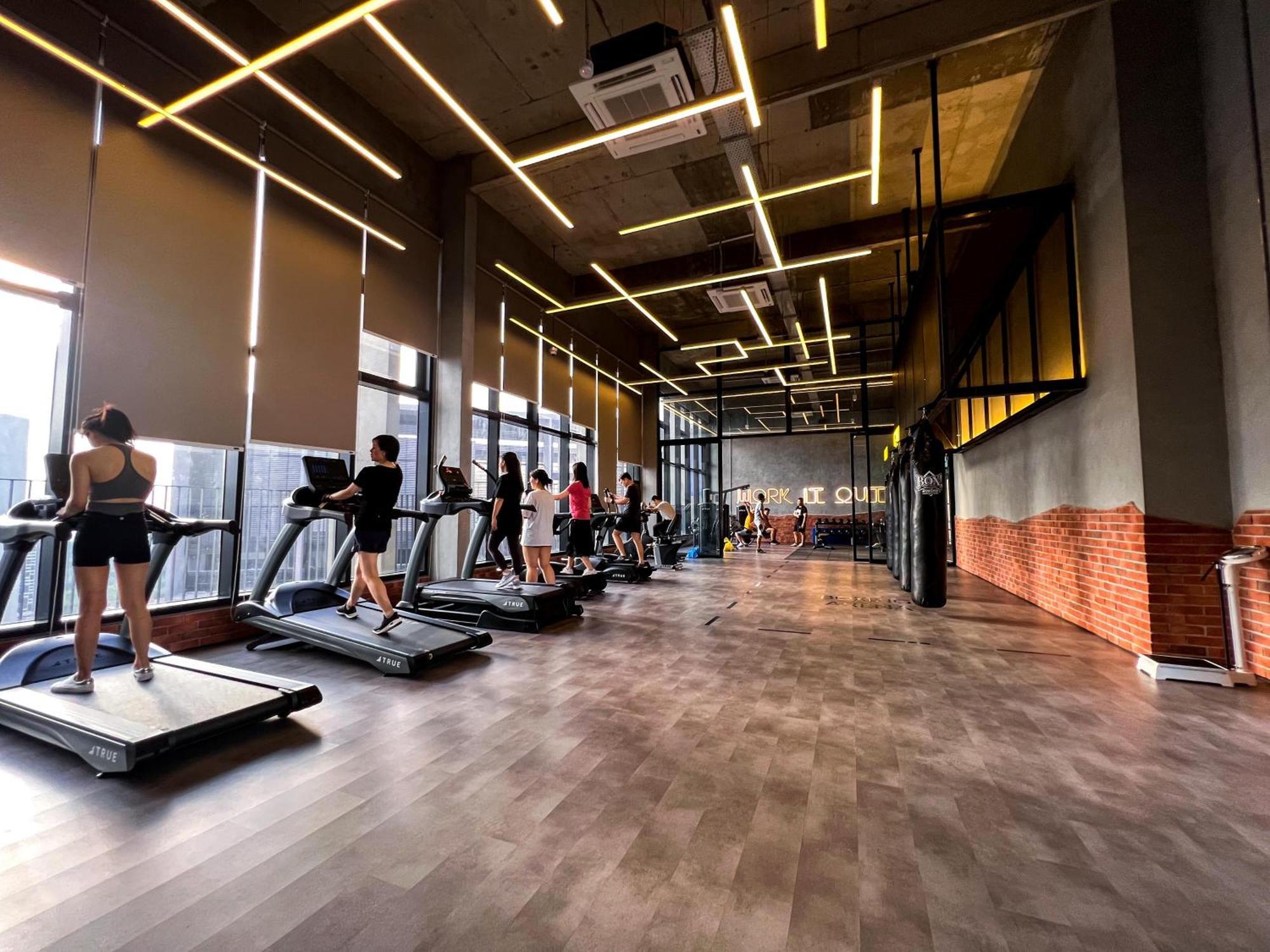 Aparthotel Millerz Square - Sky Pool & Gym - Free Parking, Wifi Kuala Lumpur