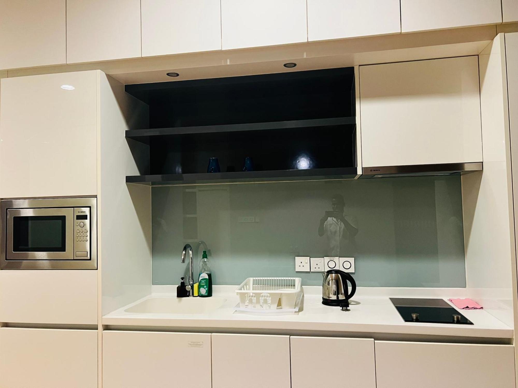 The Faced Platinum By Astria Apartment