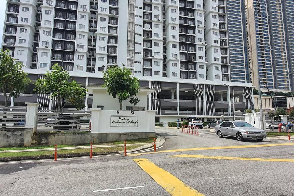 Sri Petaling Bukit Jalil Apartment