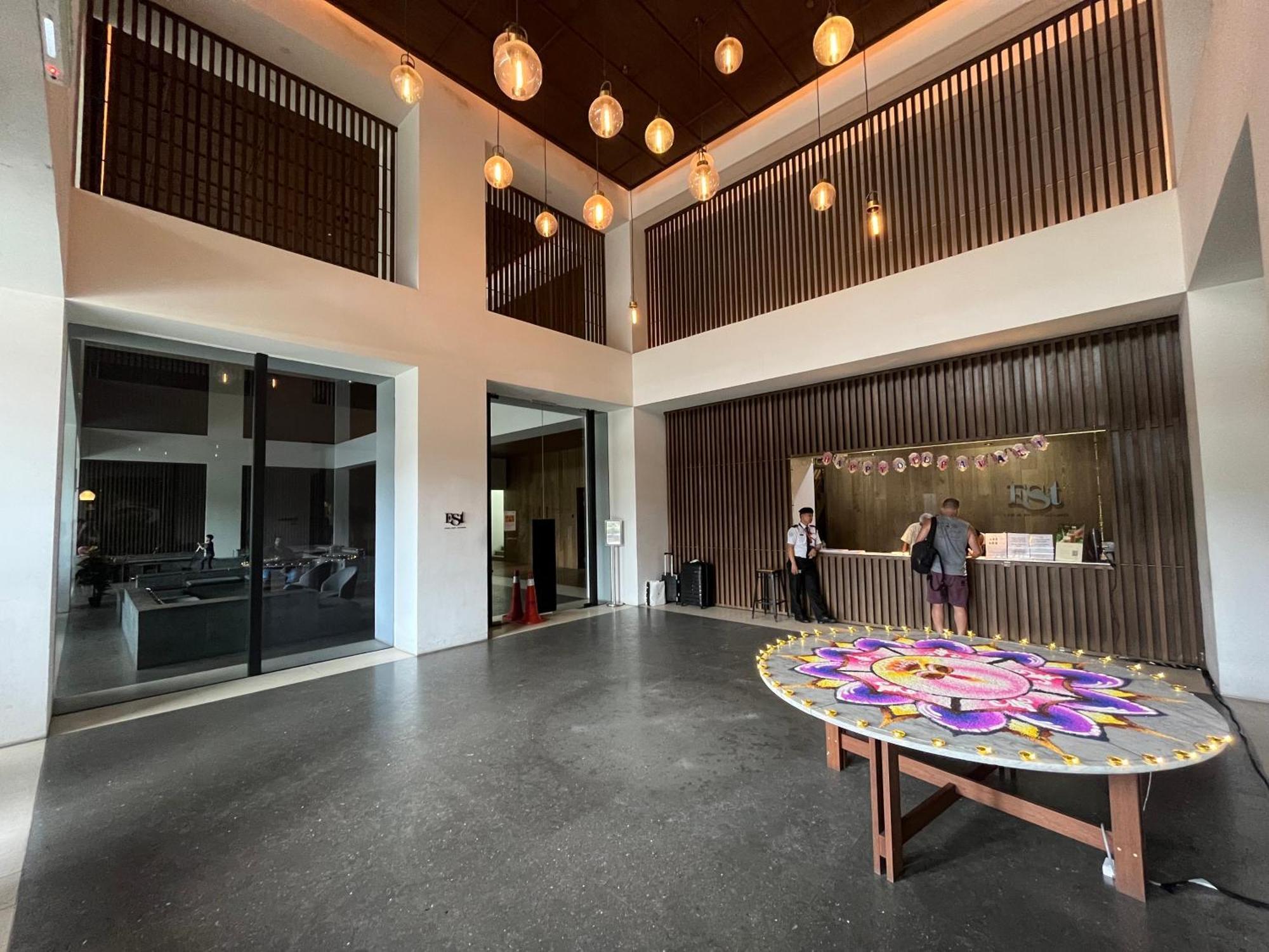Skyview Studio, Est Bangsar, High View For 2