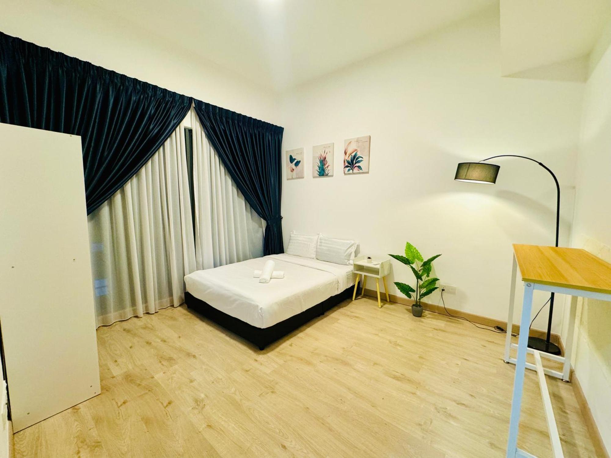 The Luxe Klcc By Comfort Dwellings Apartment