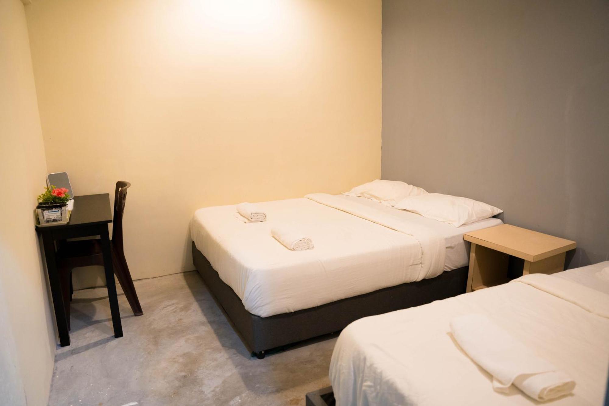 Guest house 5 Minute Walk To Hukm