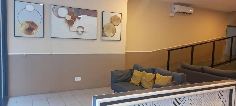 The Wadies 2br 5pax Reizz Residences With Balcony And View Jalan Ampang Apartment Kuala Lumpur