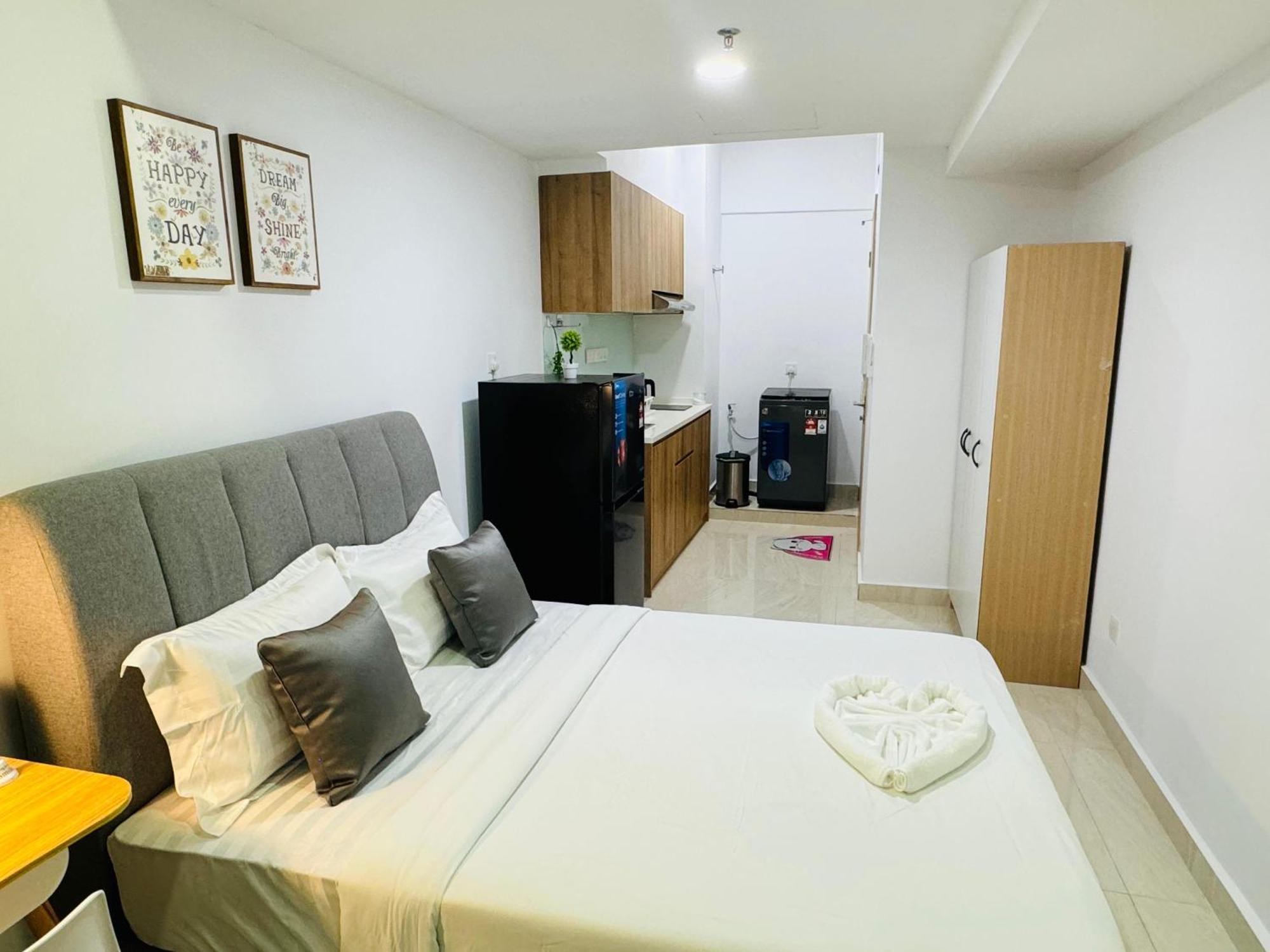 Apartment The Luxe Klcc By Comfort Dwellings *