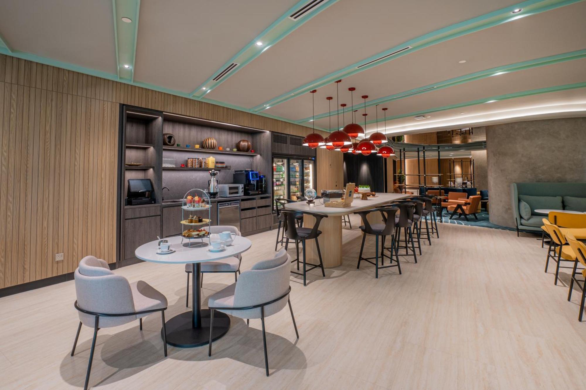 St Giles Gardens Residences 5*