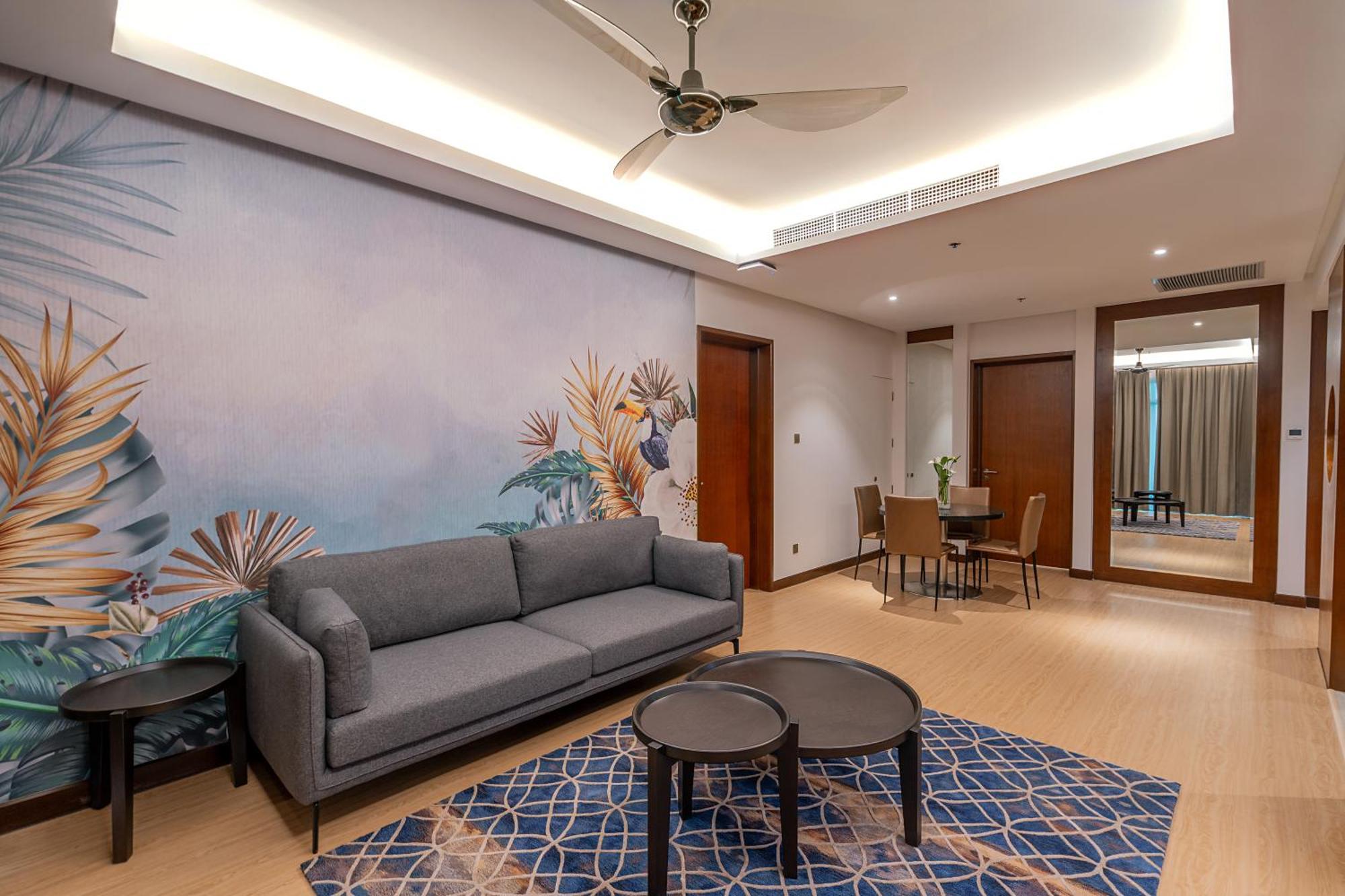 St Giles Gardens Residences 5*