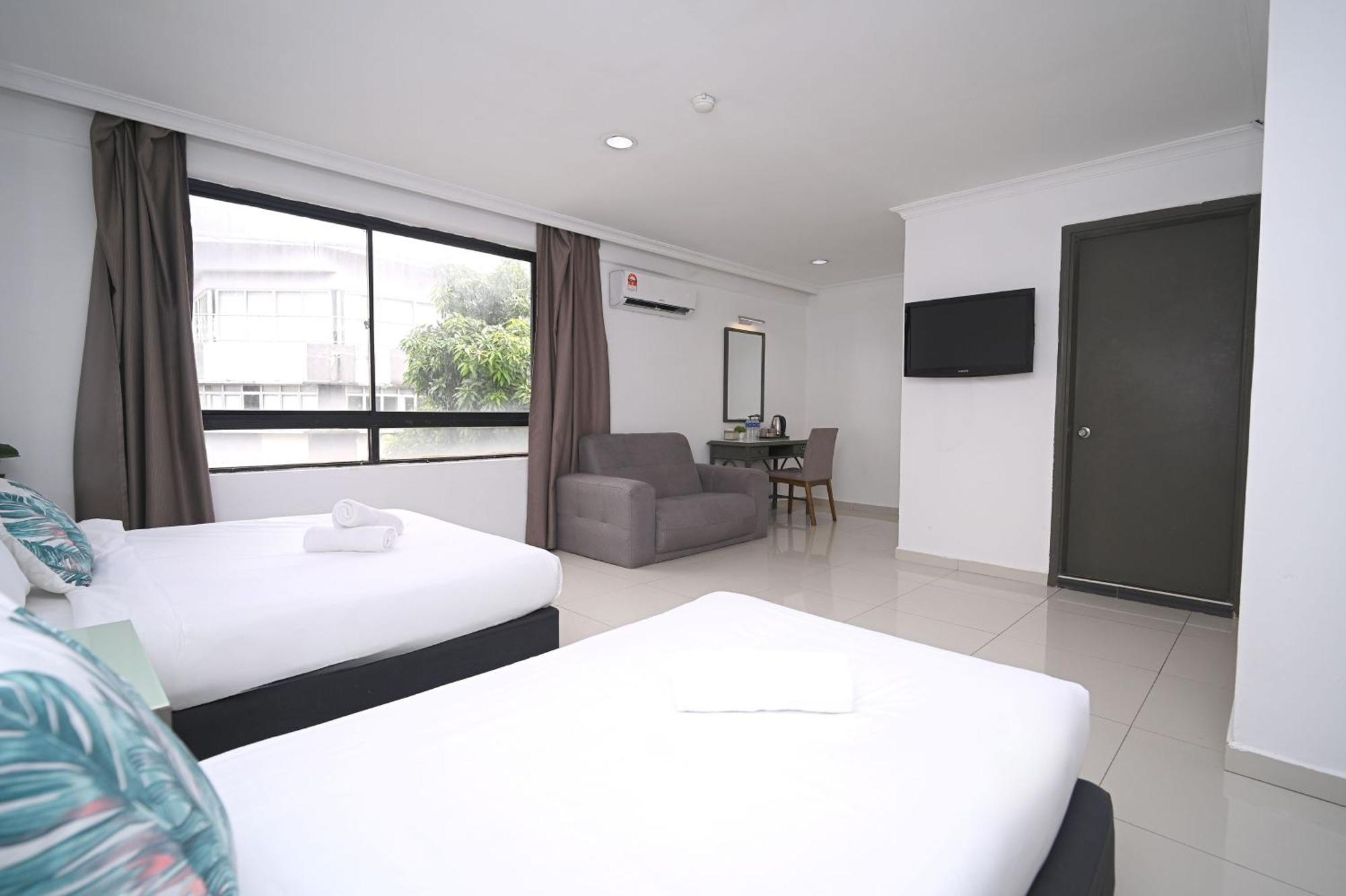 Kingston 6 - Changkat, Bukit Bintang 2*