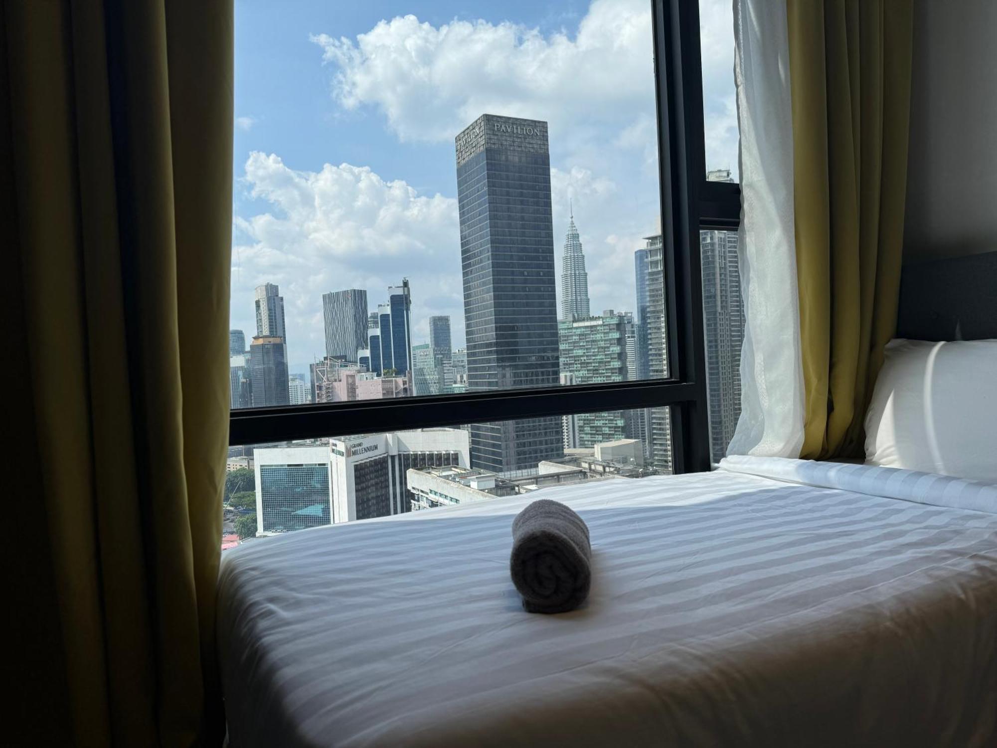 At Axon Near Pavilion Bukit Bintang Apartment Kuala Lumpur
