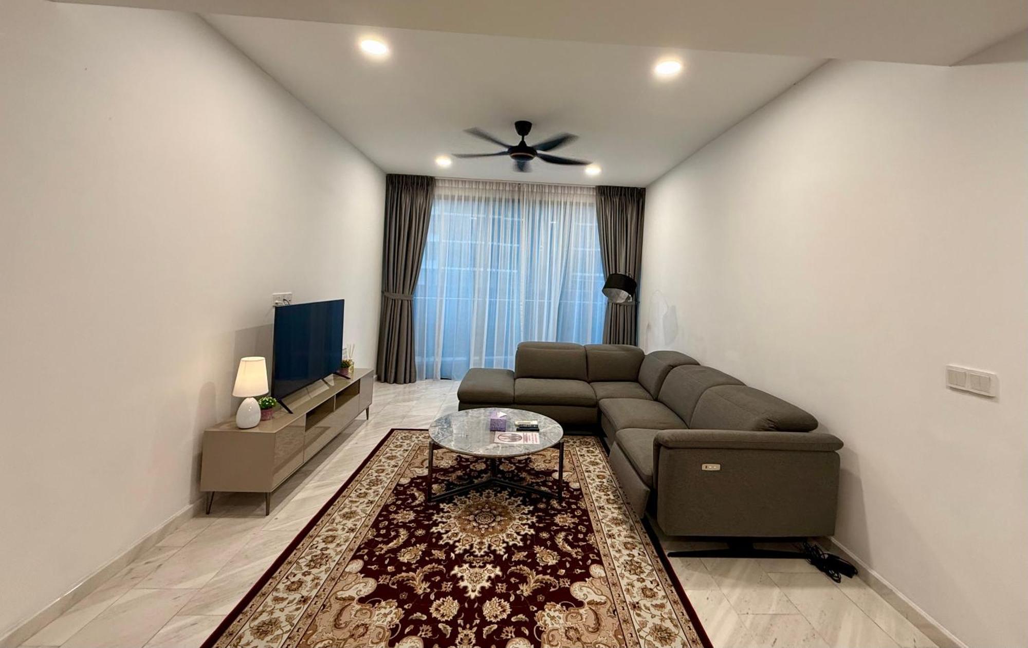 Eaton Klcc Apartment Kuala Lumpur
