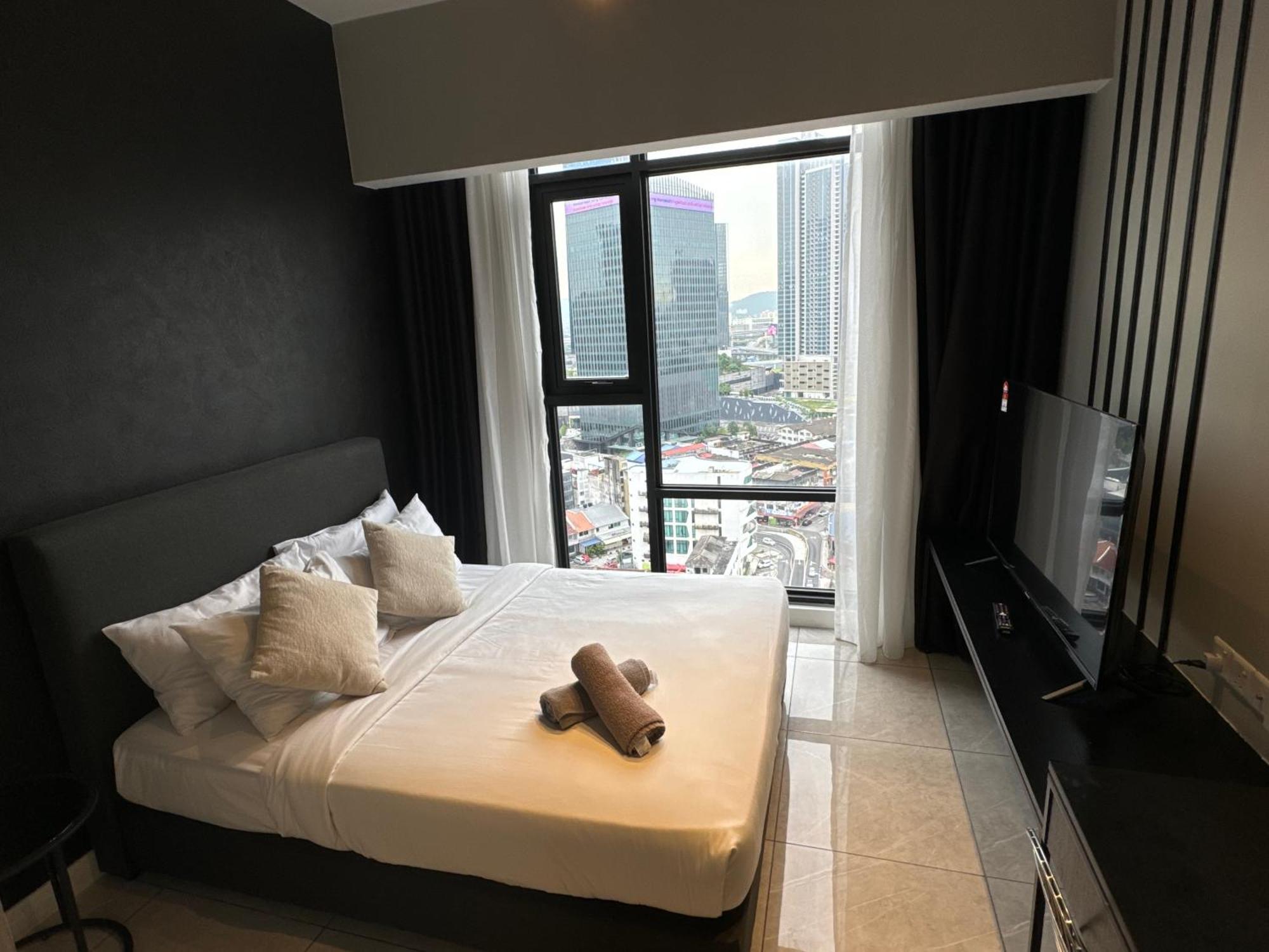 At Axon Near Pavilion Bukit Bintang Apartment Kuala Lumpur