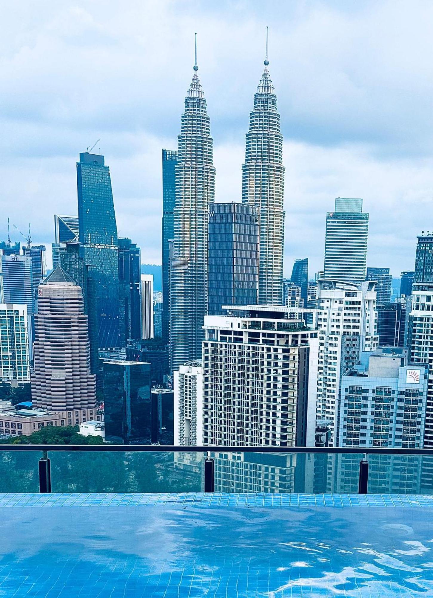 The Luxe Klcc By Comfort Dwellings *